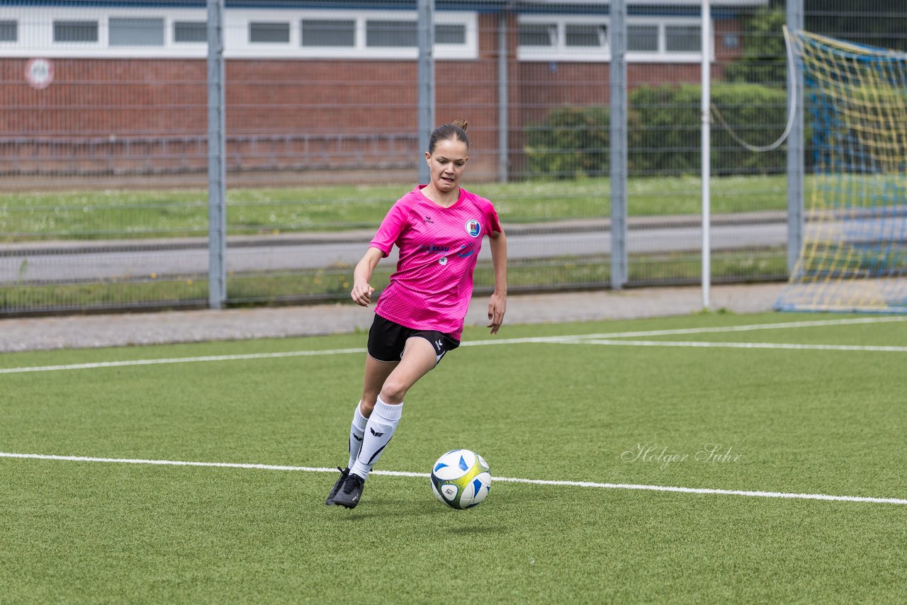 Bild 53 - wCJ Osterroenfelder TSV - VfL Pinneberg : Ergebnis: 0:15